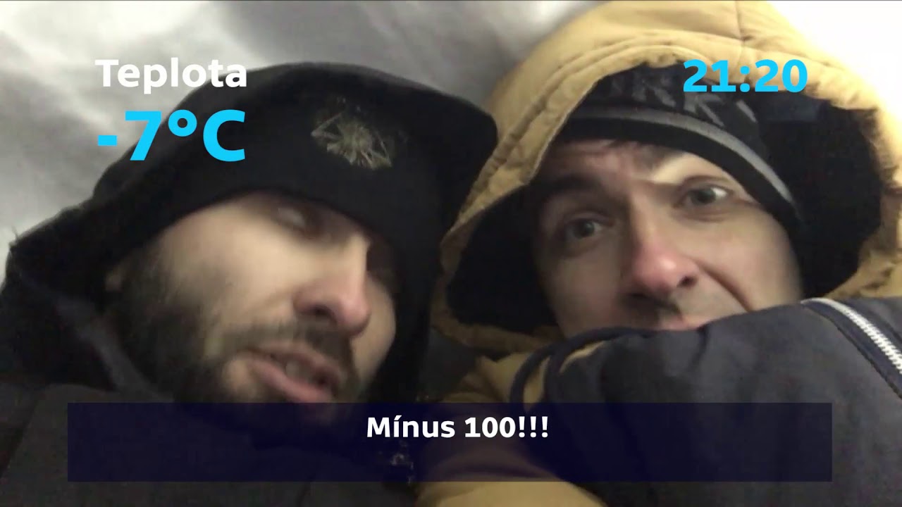Spaní v záhrabu na Šumavě