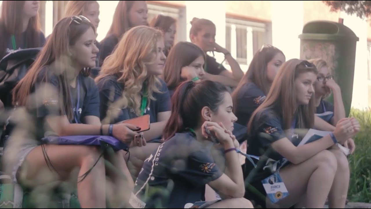 Imnul Junior Summer University
