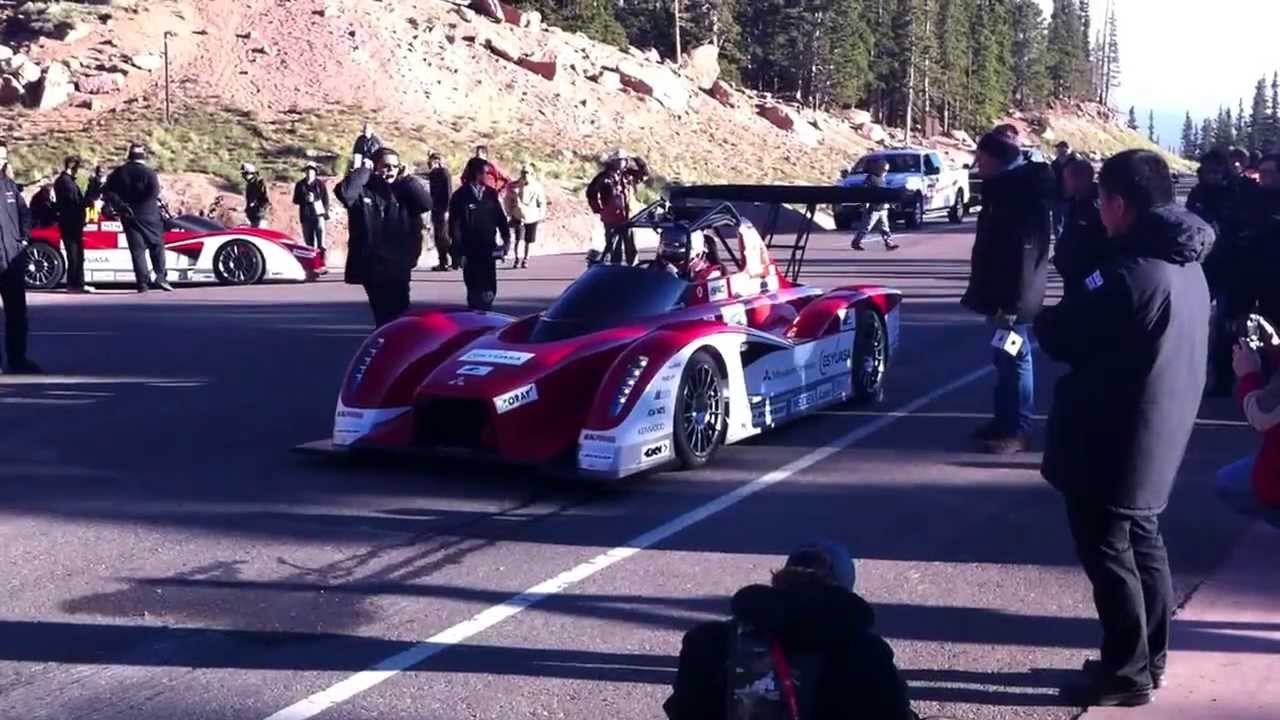 Pikes Peak 2013 Startline: Hiroshi Masuoka's Mitsubishi MiEV Evolution II