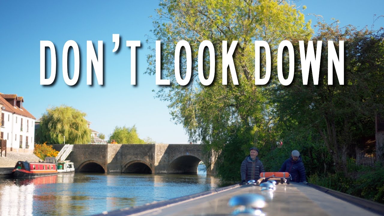 How to steer your rental holiday narrowboat