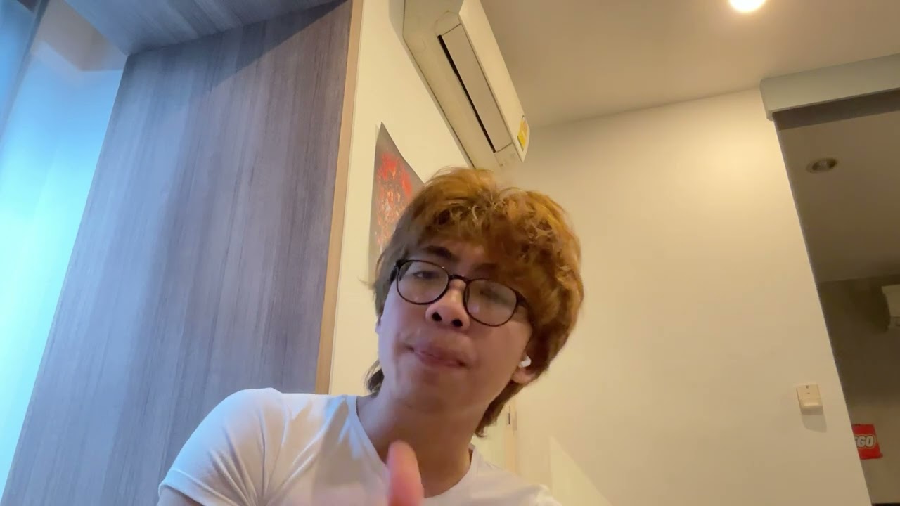 6705605 Krittaphak Choksongsiri Tuttle twins :Bitcoin