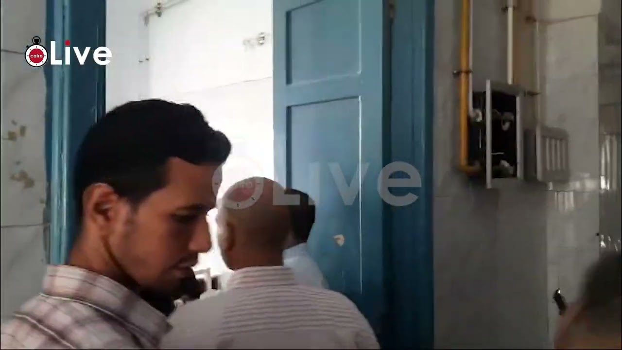 نائب وزير الصحة يتفقد حالة مصابي حادث قطار المنيا