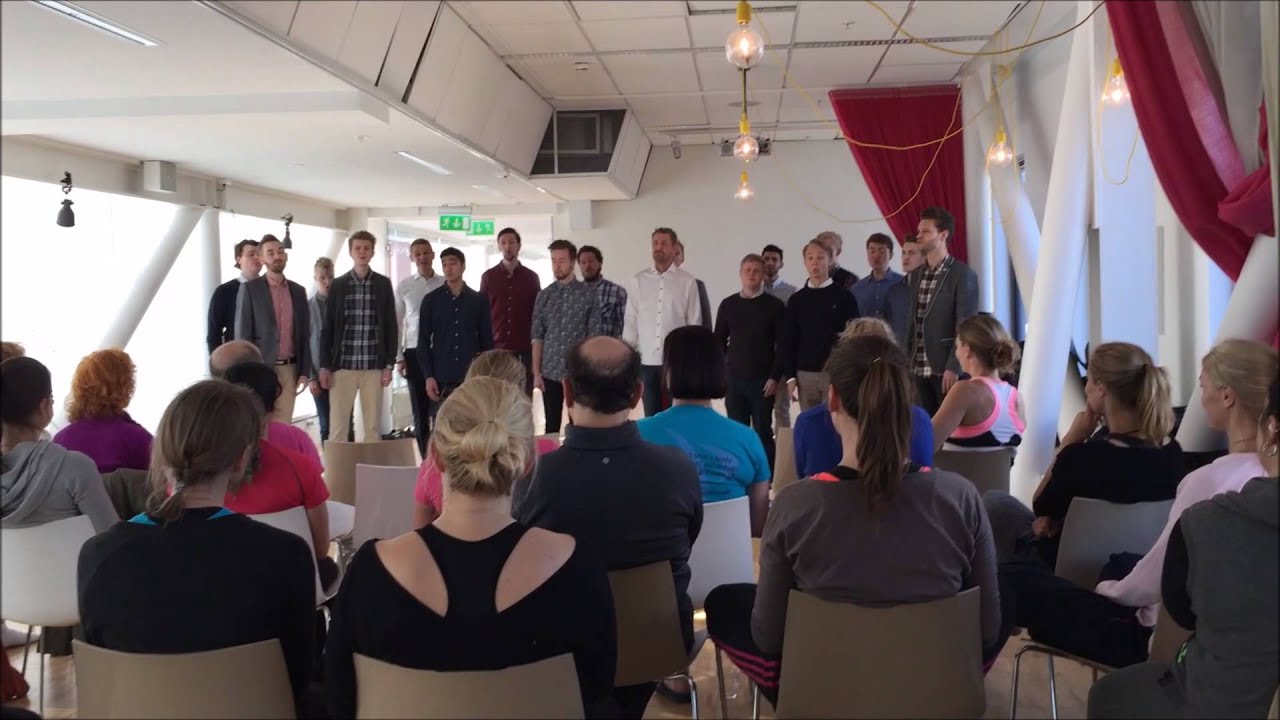 Barbershop Choir 'ZERO EIGHT' at Pilates Intel Workshop