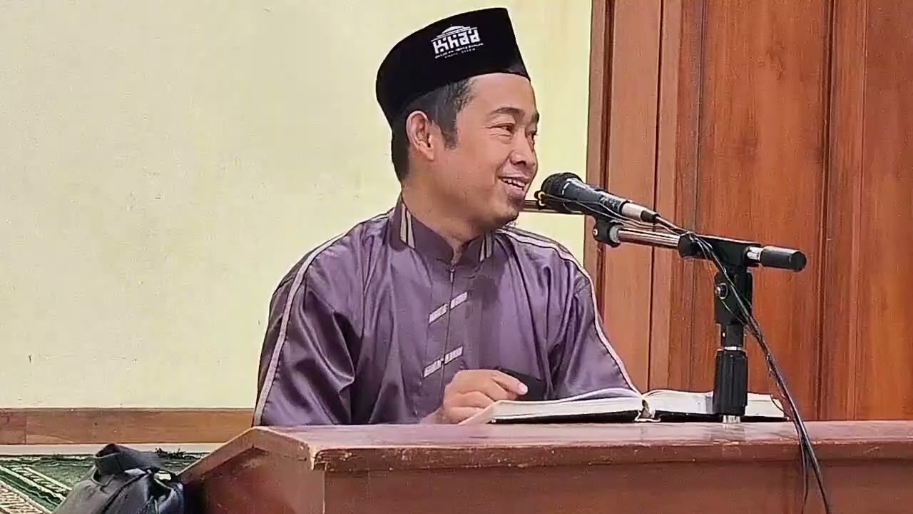 Fitri Bukan Suci. Arti Idul Fitri dan Zakat Fitri | Ustadz Mujiman