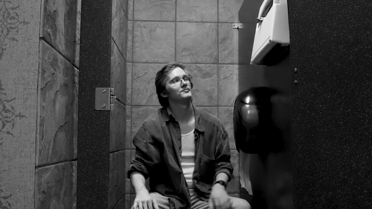 29. Mr Doyle Takes A Bathroom Break - The Myth of Flight