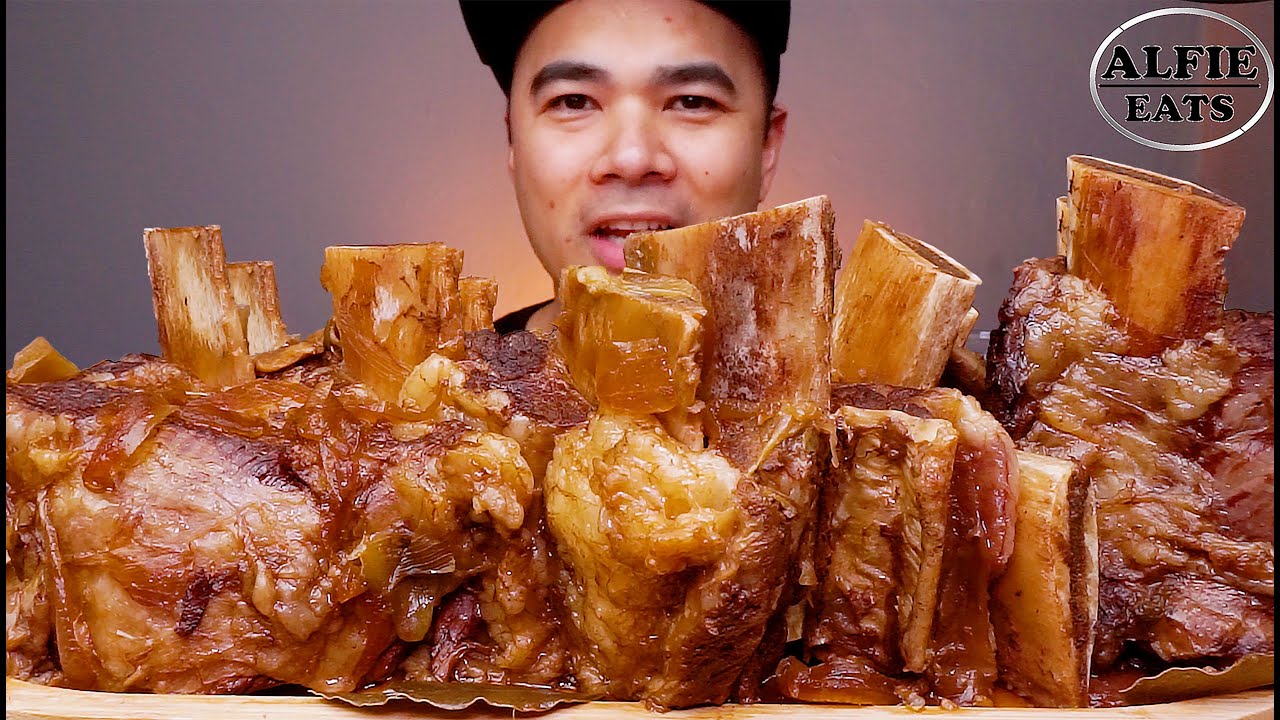 BRAISED BEEF SHORT RIBS MUKBANG ASMR | ALFIE EATS