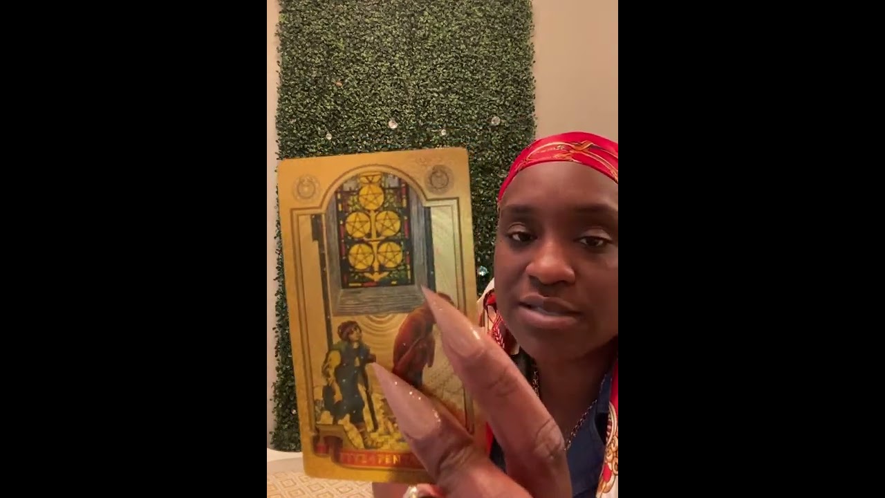 Libra collective reading 🤍🤍🤍🤍