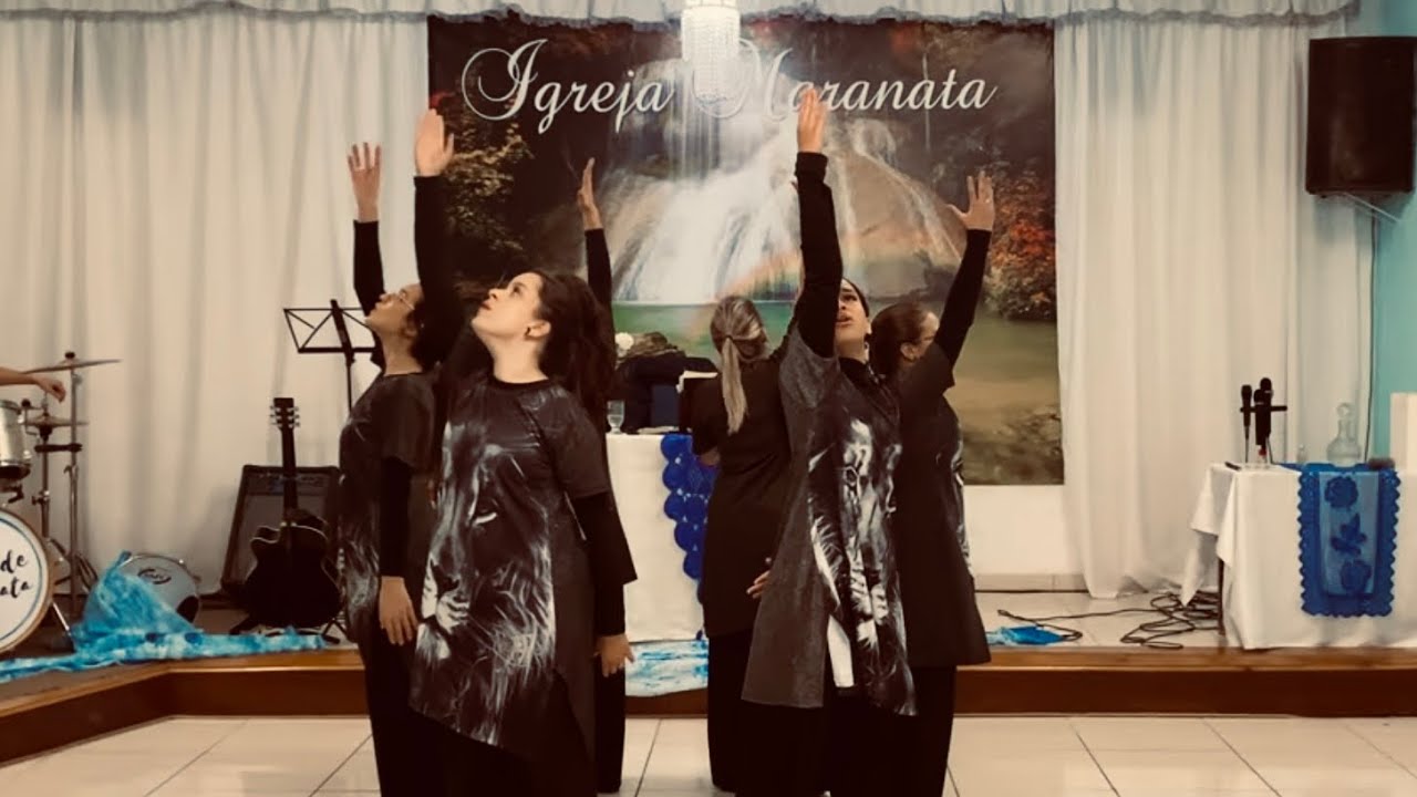 | Ministração de Dança                                     Fhop Music | Tu és + Águas purificadoras