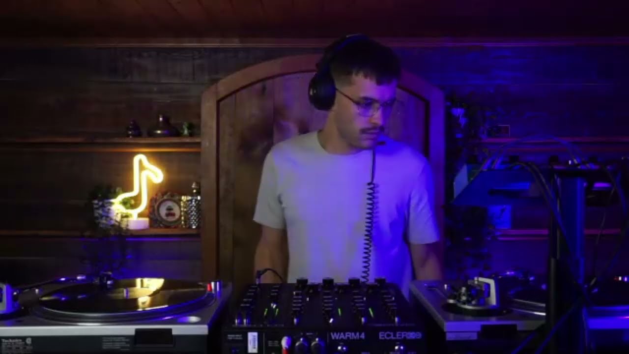 1 Hour Proper Techno Mix on Vinyl - Daniel Schutten - On Tap [013]