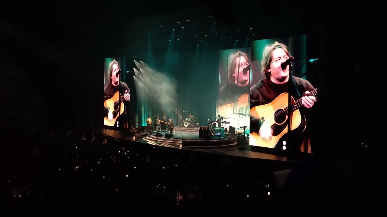 Lewis Capaldi - Heavenly kind of state of mind // Live from Sheffield 6th of September 2025