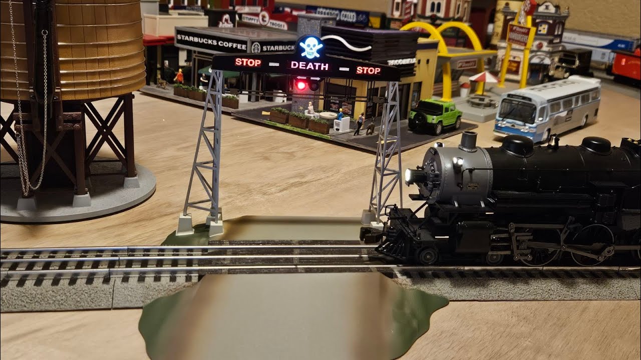 Lionel Billups Crossing Gate Signal! Epic Skull & Crossbones and 