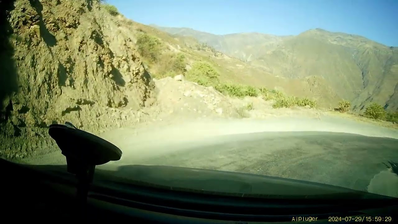 Bajando de Huancavelica por Castrovirreyna hacia Ica