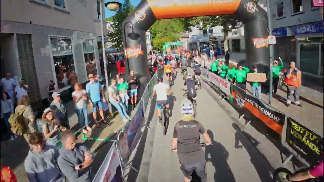 P-Weg 2025 Plettenberg - Start der Biker (45km)  Fpv