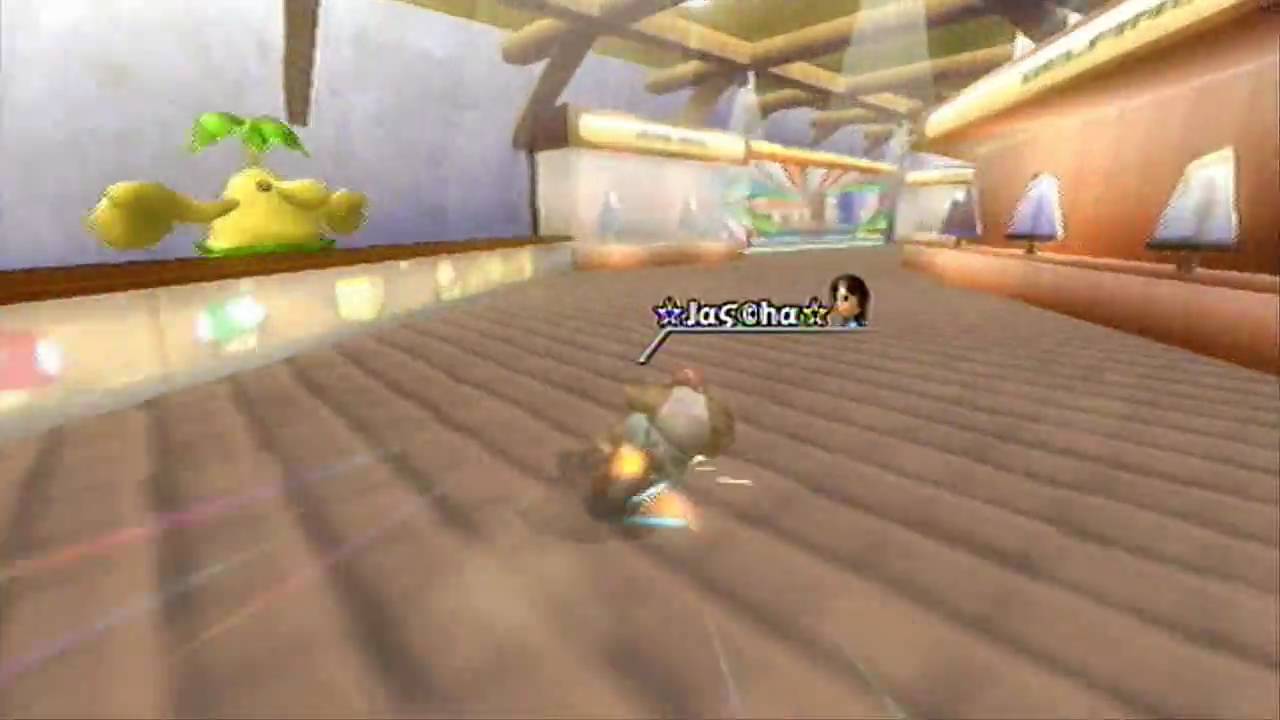 [MKWii] Coconut Mall: 1'57