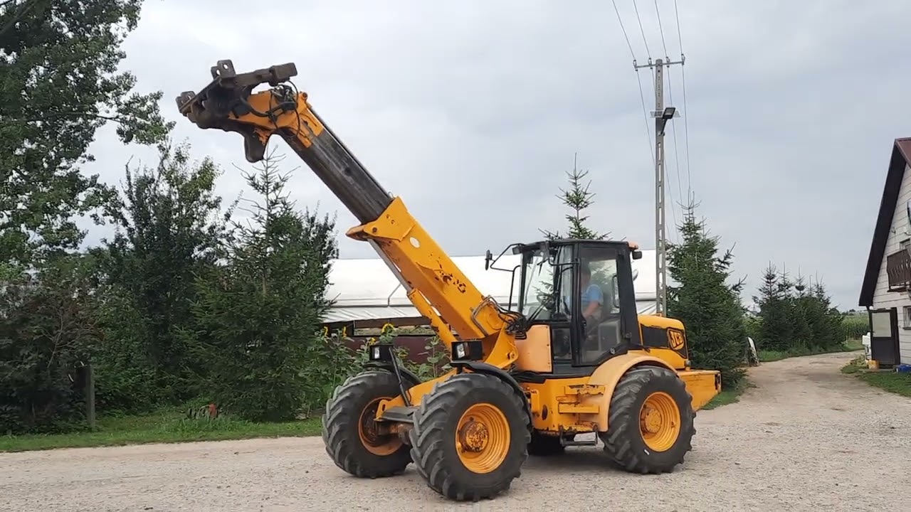 Ładowarka teleskopowa JCB TM 270, 4x4  (udźwig 2.7 t) na aukcji Flotilo.pl