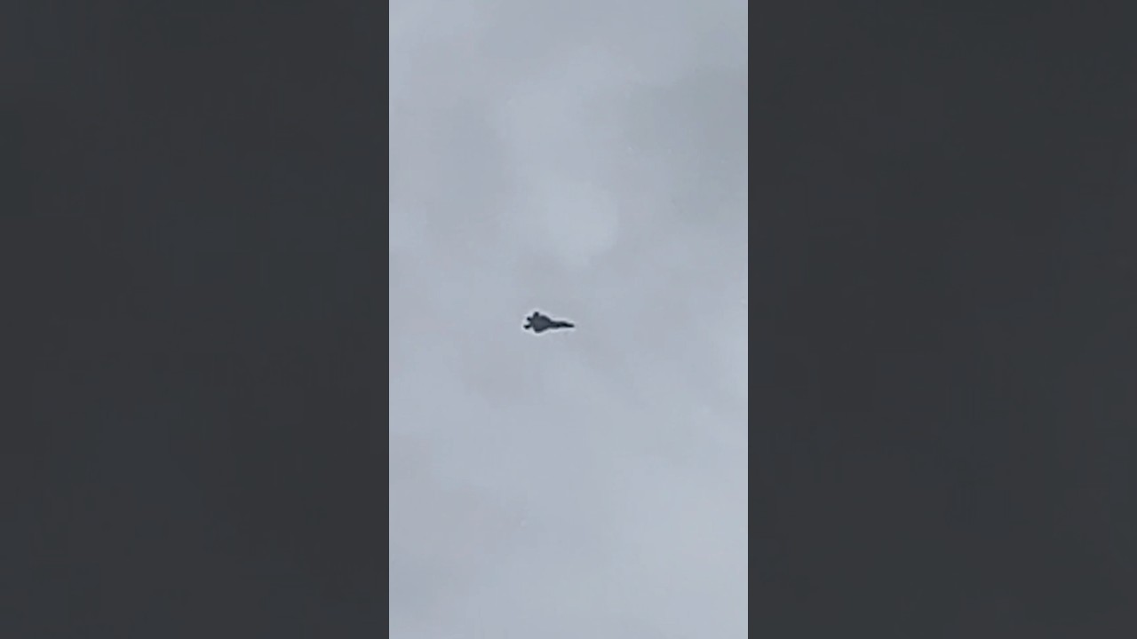 F22 AYYYYYYYYY 