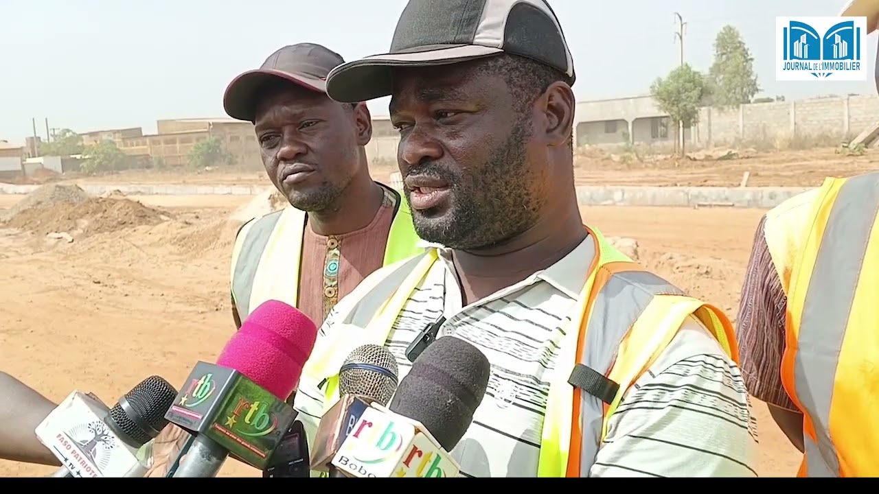 Travaux de bitumage des voiries  et de réalisation des caniveaux dans la ville de Bobo Dioulasso.
