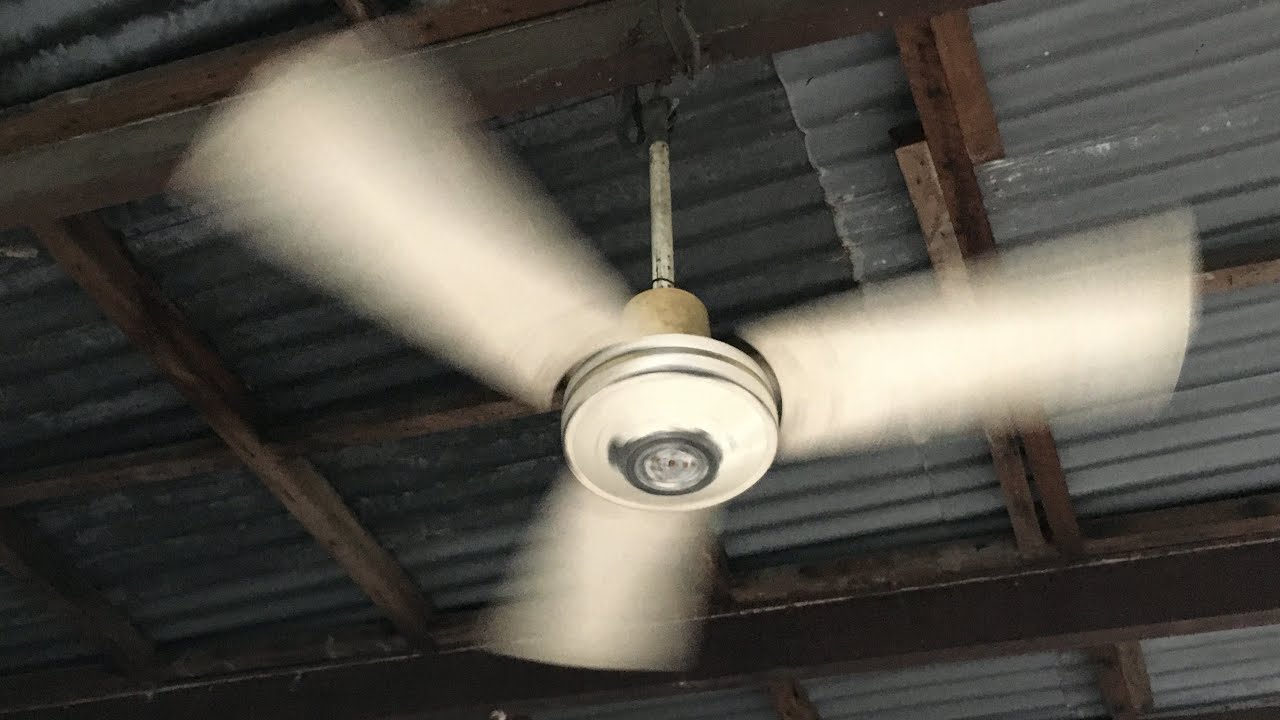 Rare / Broken 36&rdquo; 3D AeroMaster Deluxe Ceiling Fan running direct 220V