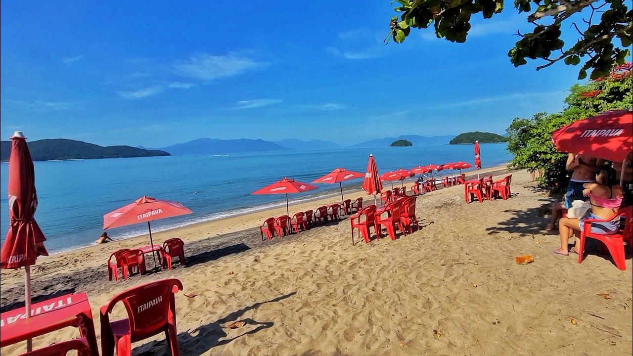 Como é a Praia da Mococa em Caraguatatuba