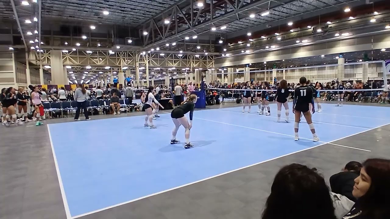 Summit 17 Blue vs IV Force 17-Wildpepper