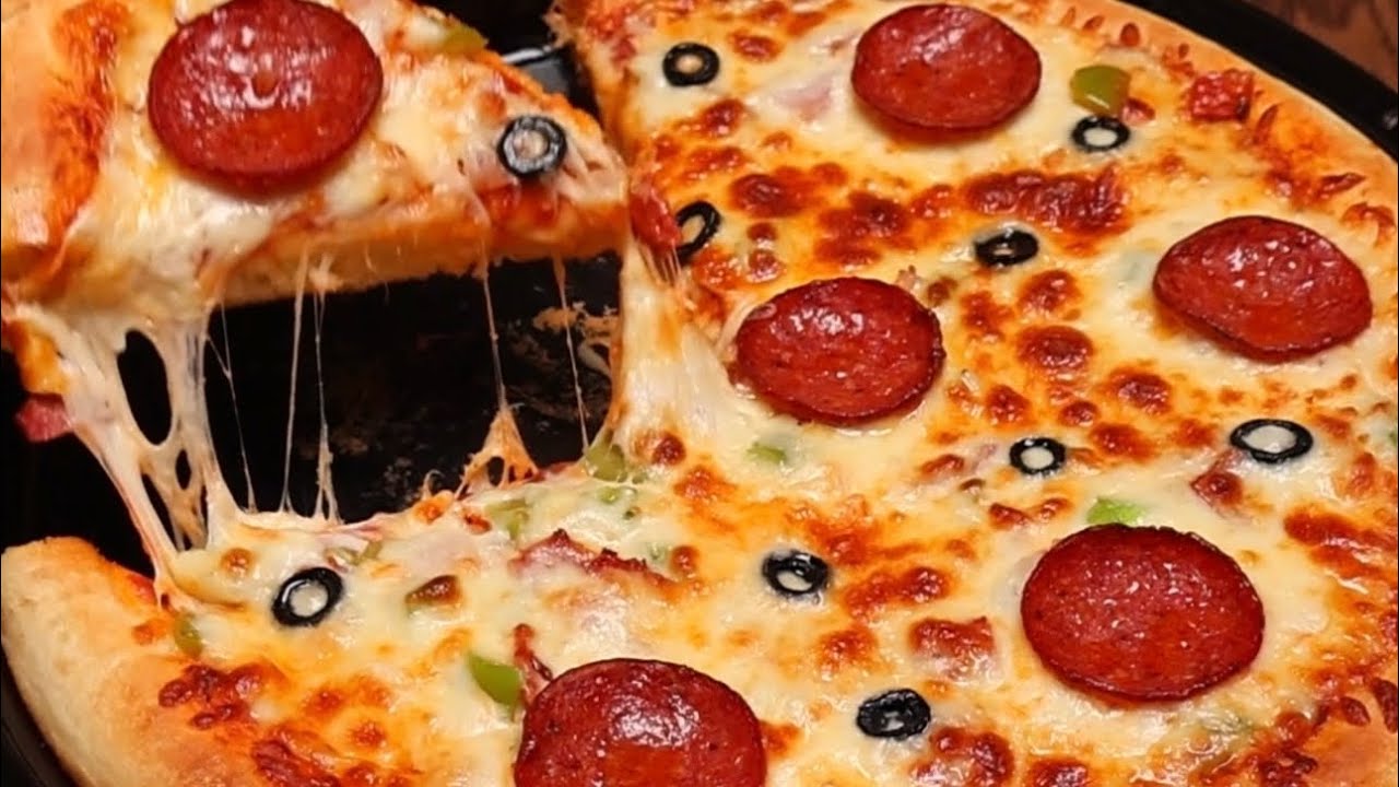 البيتزا بعجينة قطنية لذيذة وسر مطة الجبنة بمكونات كلها فالبيت هتنبهروا بطعمها 😋👌