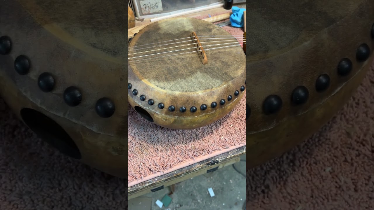 banjo537 Naked maple
