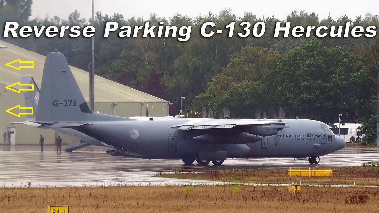 [4K] C-130 Hercules Reverse Parking after landing in rainy weather