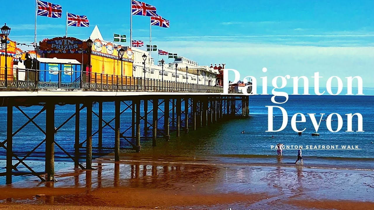 Paignton Seafront Walk. Paignton Pier. (Paignton Devon)
