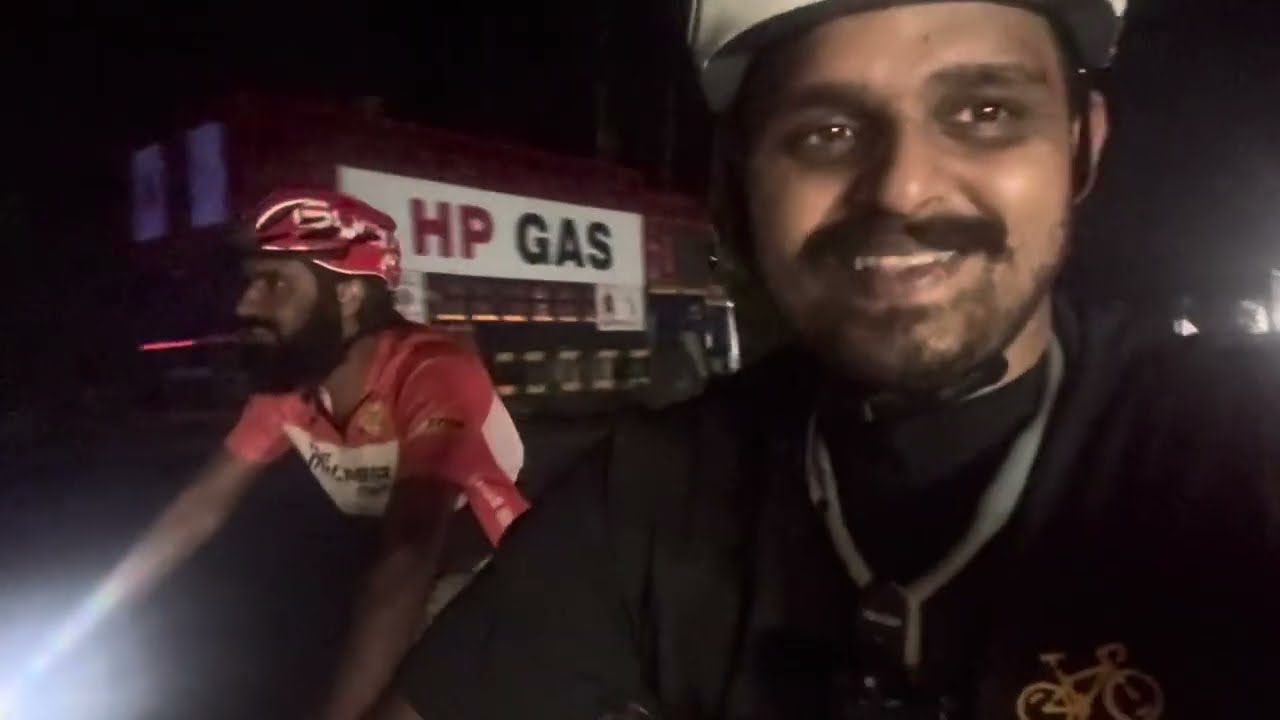അർധ രാത്രി താമരശ്ശേരി ചുരം കീഴടക്കിയപ്പോൾ