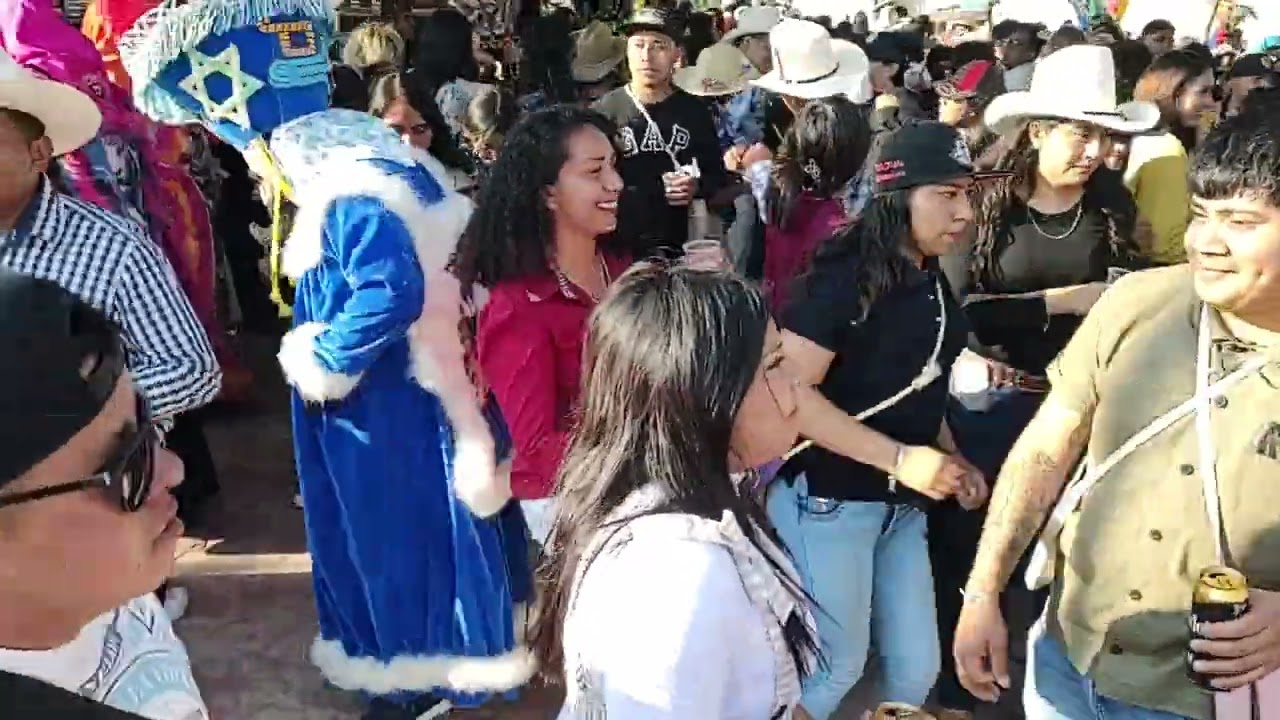Chinelos en san martin pahuacan sábado 5 de abril 2025 con la destructiva banda tromba sinaloense