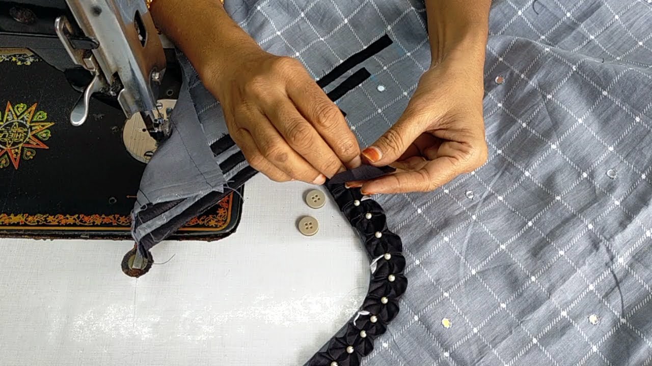 Simple and easy kurti neck design