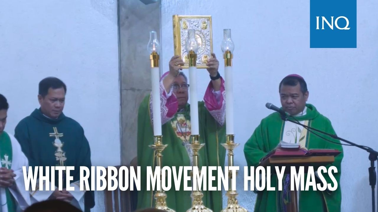 Bishop Jose Colin Bagaforo presides over Holy Mass ahead of White Ribbon Movement rally
