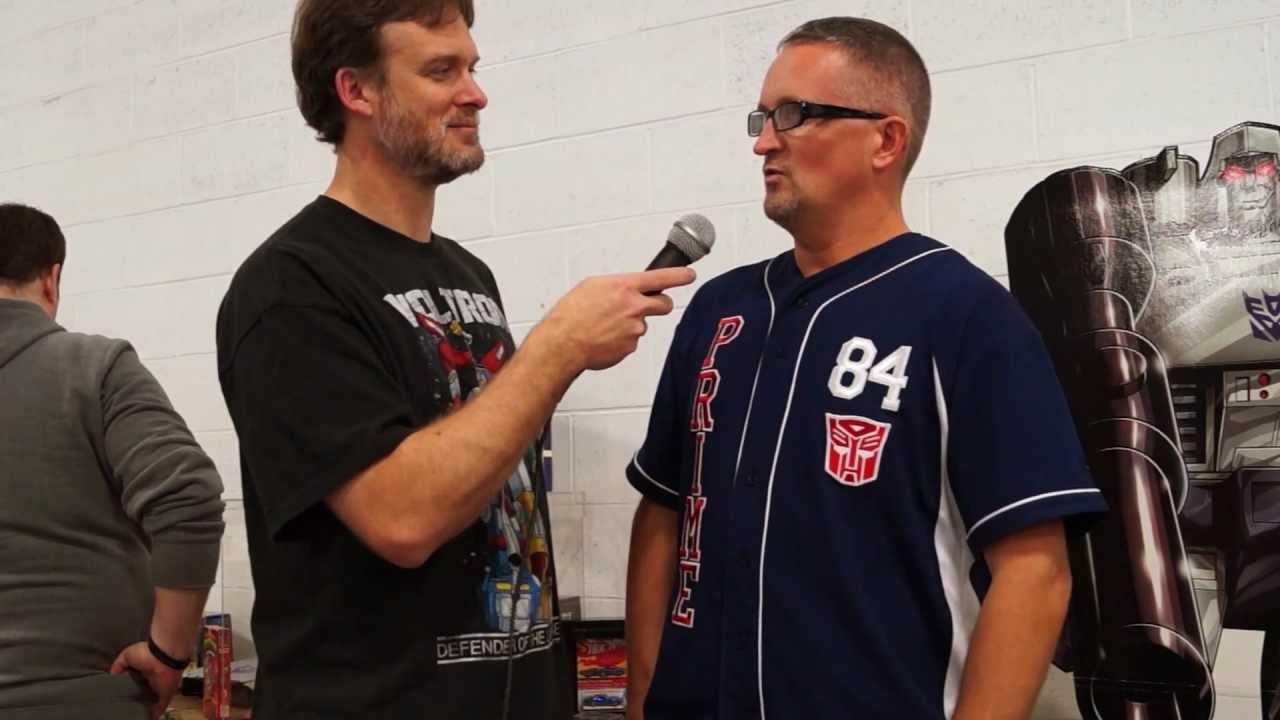 ToonBarn interviews Optimus Prime at RetroCon