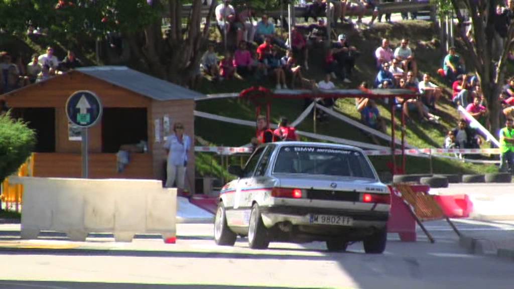 2 duelo de traseras 2013(navia)