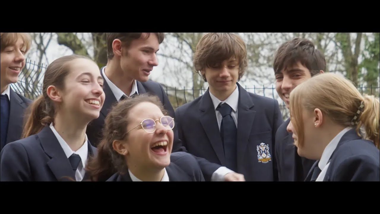 international school 33 IS33 Ermitage International School EIS Video presentation