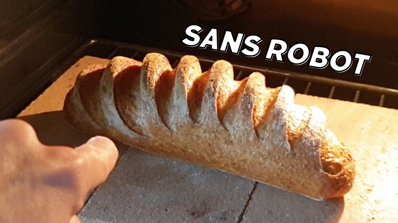 Pain complet &agrave; la maison, p&eacute;trissage &agrave; la main.