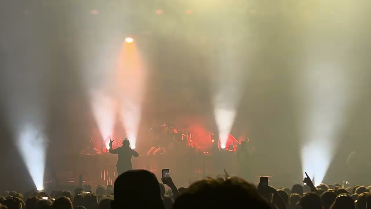 Kanonenfieber 013 Tilburg Live first halve hour