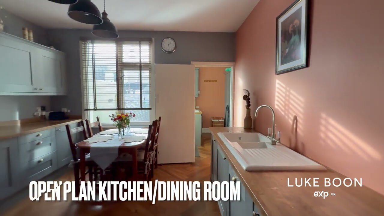 Ganges Road, Milehouse - Victorian home with a beautiful kitchen/dining room