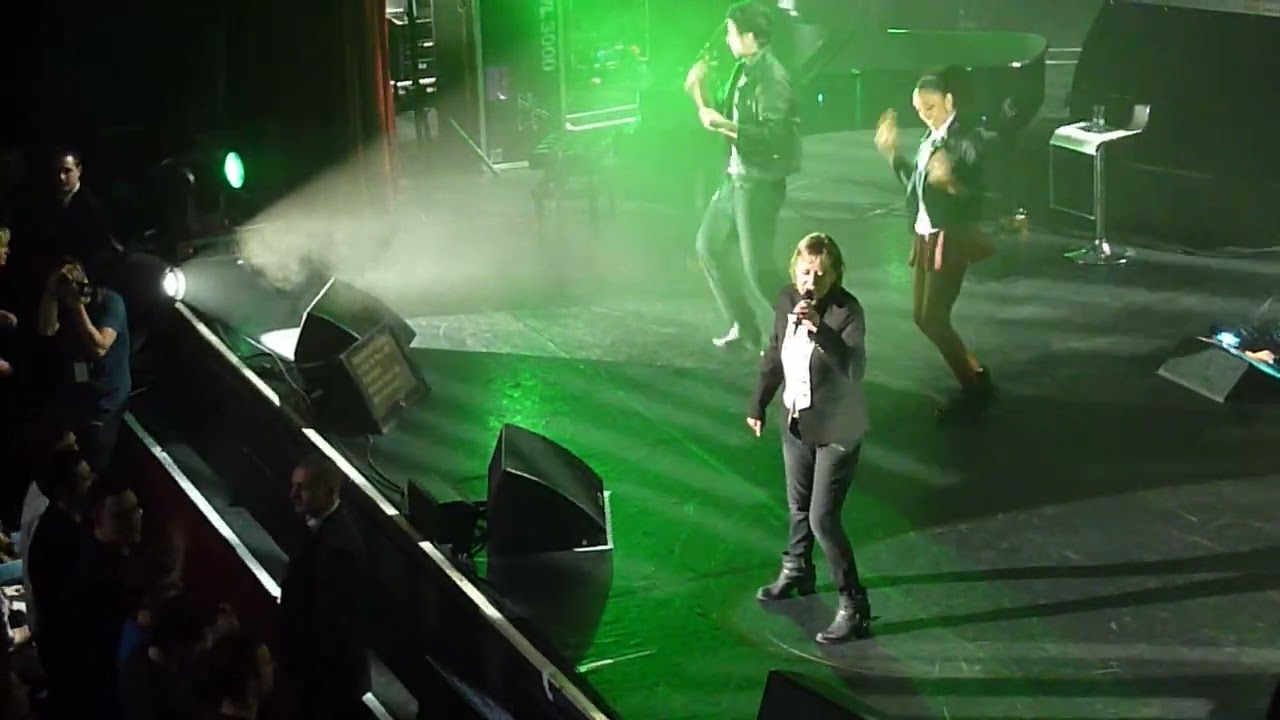 Dorothée Live Olympia 2010 - Medley Rock