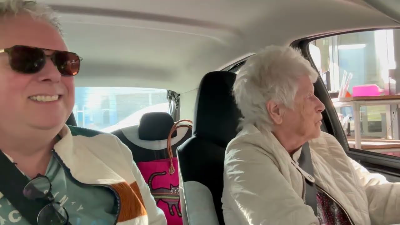 Mijn moeder is bang van de carwash - deel 2