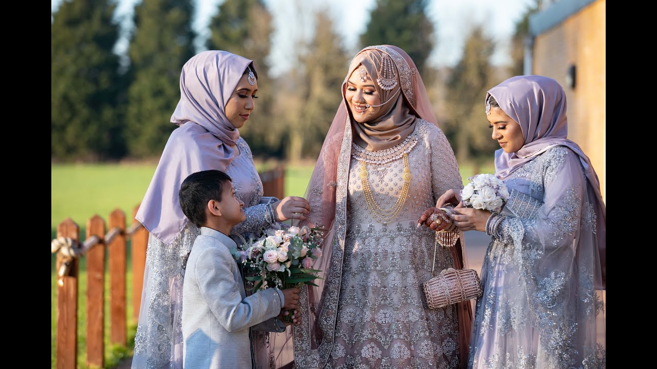 Asian Wedding - The Willows - Female Photographer & Videographer