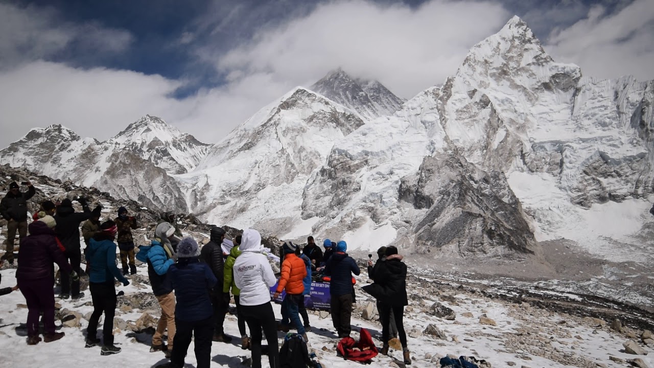 World Record, Highest Altitude DJ Set on Land. KalaPattar 5590M