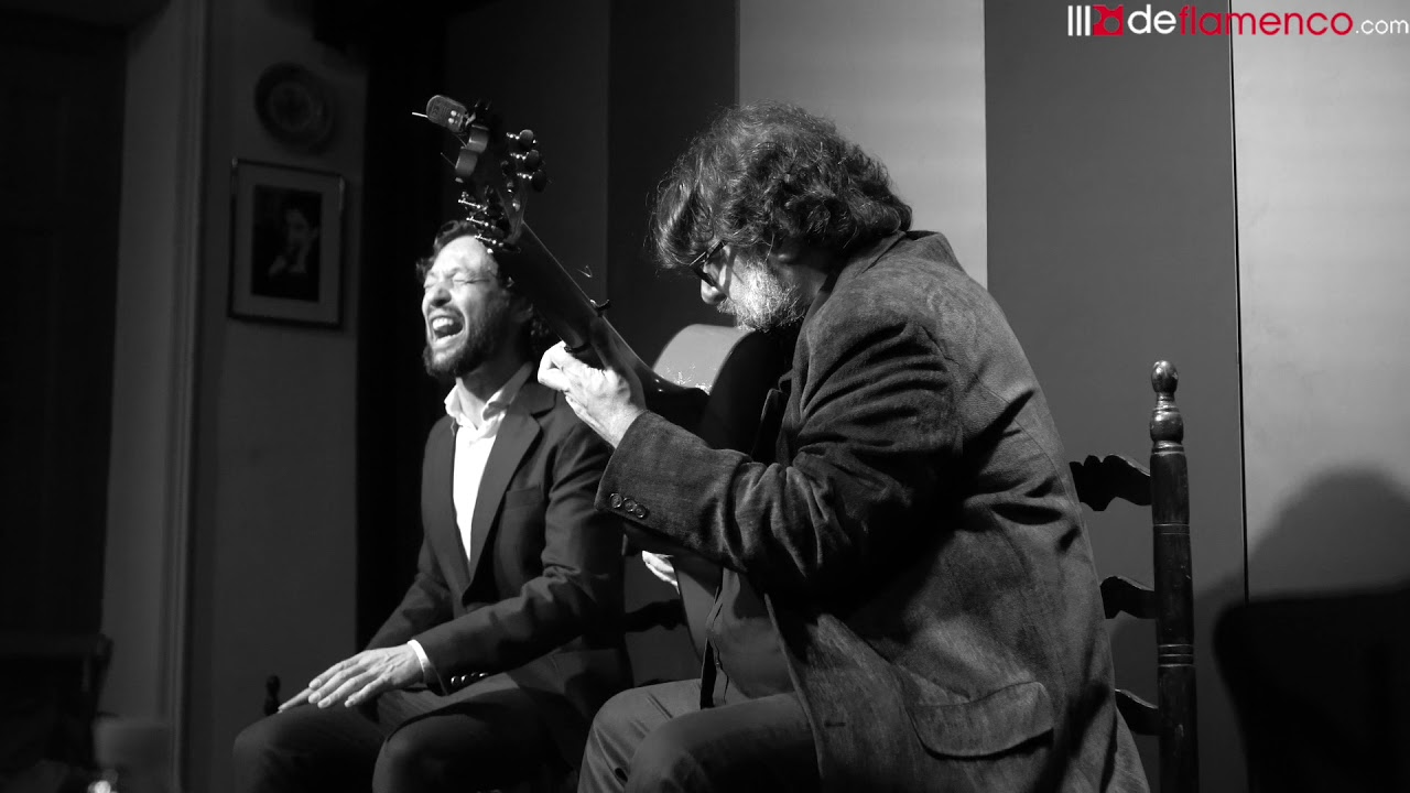 Miguel Lavi canta soleá en la Sala García Lorca