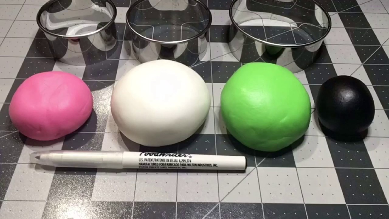MAKING WATERMELON FONDANT TOPPERS