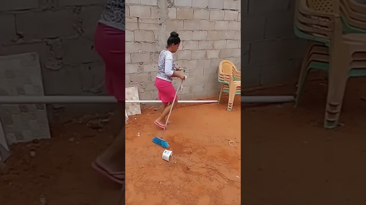 Limpei o quintal mesmo doente, n&atilde;o adianta ficar deitada 🥺