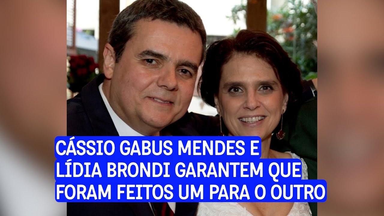 Cássio Gabus Mendes e Lídia Brondi continuam muito apaixonados