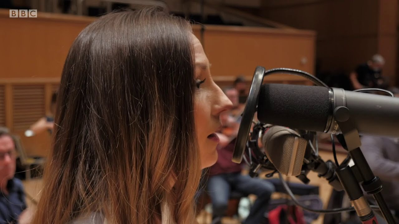 Julie Fowlis - Smeòrach Chlann Dòmhnaill (‘The Mavis of Clan Donald’)