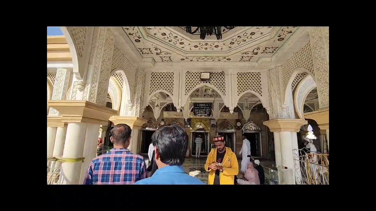 Baba Tej Dargah / Nagpur/ @YouTube 