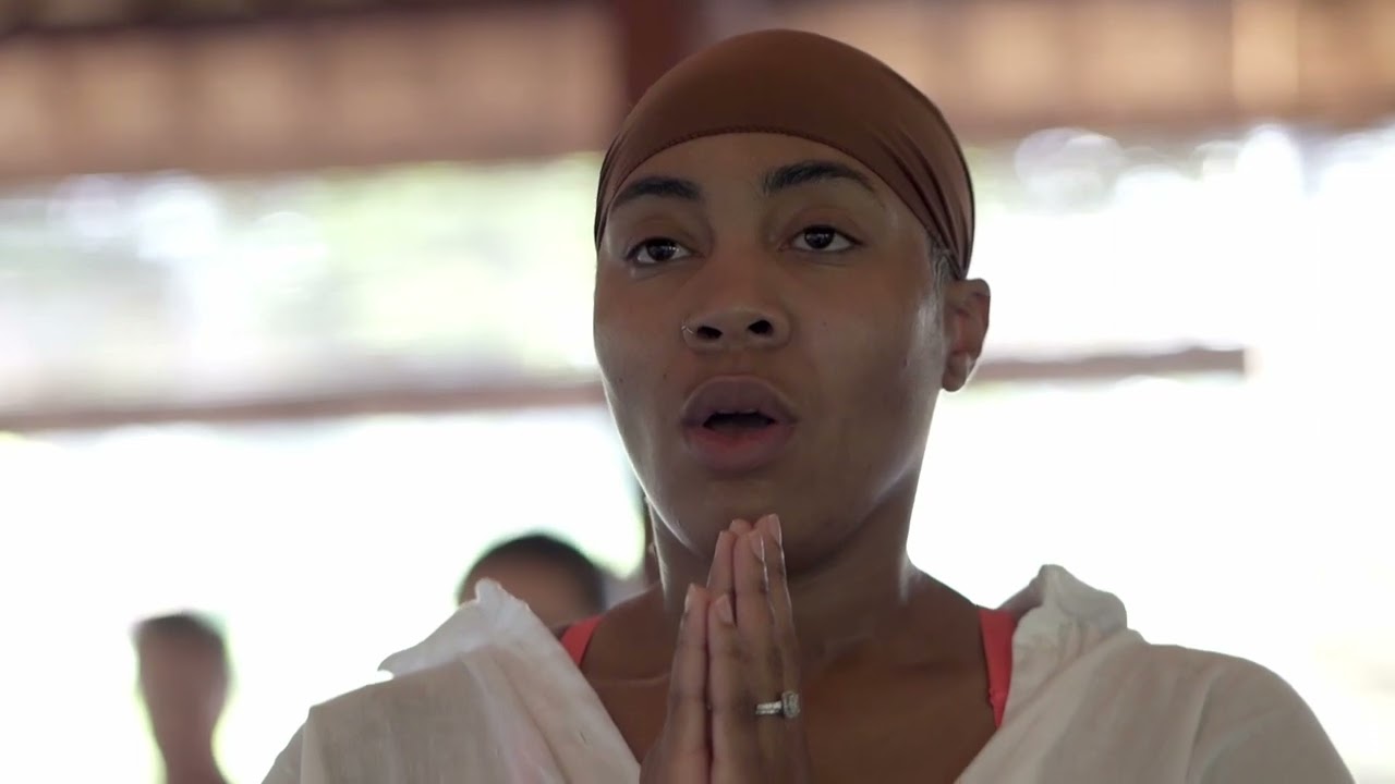 200 Yoga Teacher Training in Bali - YNV METHOD