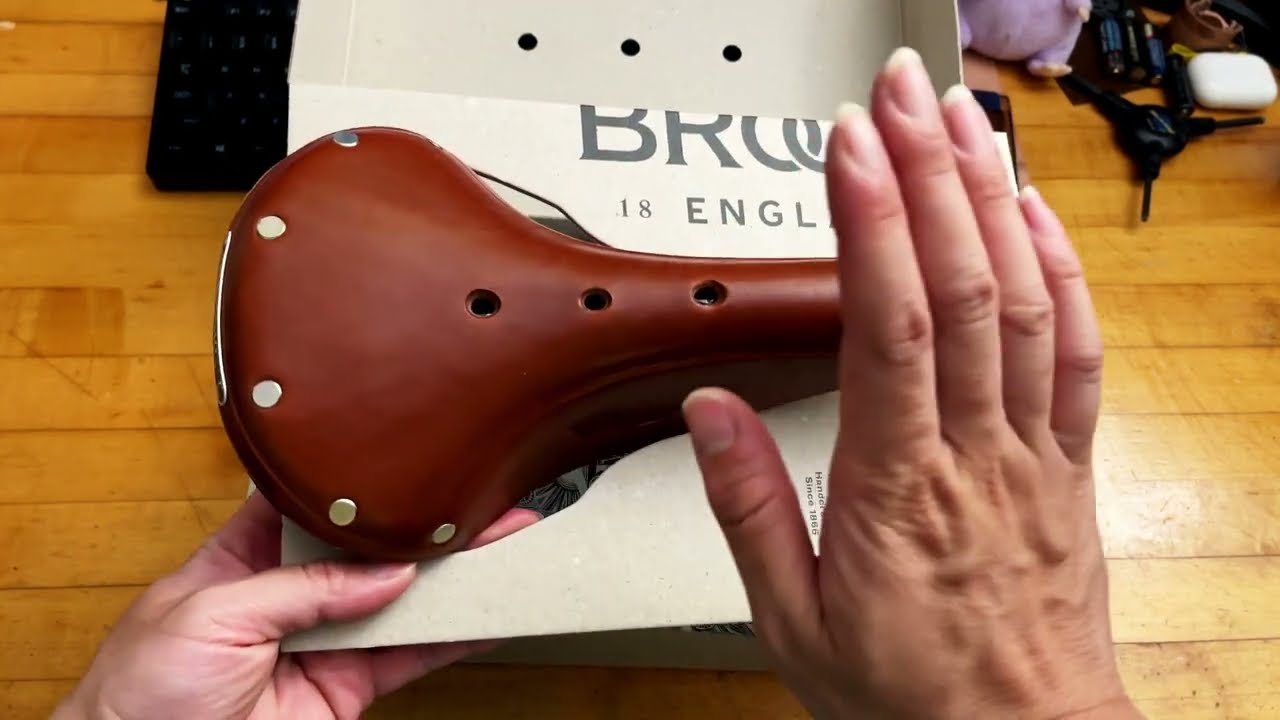 Brooks B17 Narrow Unboxing + 6 Month Review